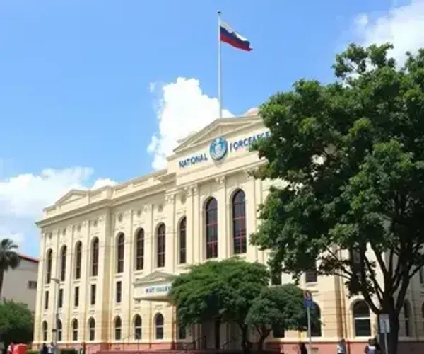 Prefeitura de Manaus reúne com a Força Nacional do SUS e apresenta demandas para reforçar assistência à saúde diante das queimadas e da estiagem que atingem o Amazonas